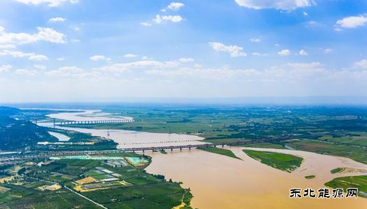 长江流域水土流失面积强度双下降