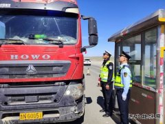 富蕴执法大队：强化联合执法，严查超限运输保畅通